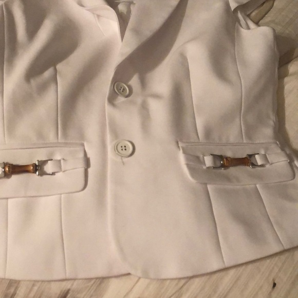 Top - Picture 2 of 2